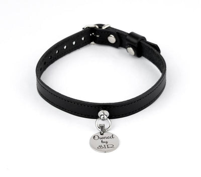 Black Leather Amare Day Collar with Custom Engraved Silver Pendant – 'Owned by SIR'